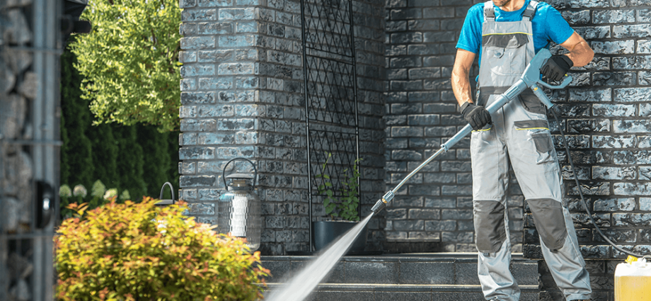 Vancouver Pressure Washing Wizards Transforming Surfaces Effortlessly